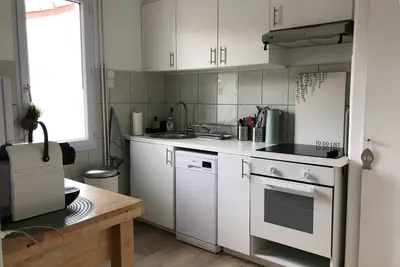 Image de Agréable T3 au centre  à deux pas du lac et des commerces, avec décoration raffinée