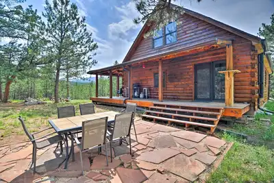 Image de The ‘Pinecone Palace’ w/ Hiking Trail Access!