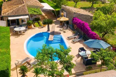 Image de Beautiful finca with pool in Selva, in the center of Mallorca.
