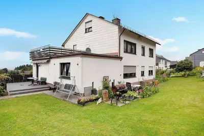 Image de Appartement \"Haus Elena Wohnung 7a\" avec vue sur les montagnes, climatisation et terrasse