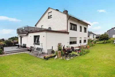 Image de Appartement \"Haus Elena Wohnung 7b\" avec vue sur les montagnes, climatisation et balcon