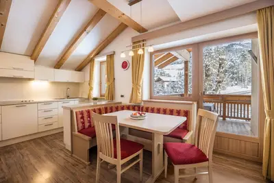 Image de Runcac - Appartement Rit avec vue sur la montagne, Wi-Fi et balcon