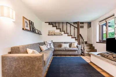 Image de Appartement \"Casa Facco\" avec vue sur les montagnes, jardin privé et Wi-Fi.