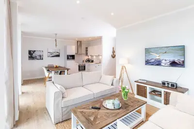 Image de 2 bedrooms, direct view of the Trave, own sauna (31) - Dockside Travemünde