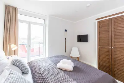 Image de 2 bedrooms, direct view of the Trave, own sauna (32) - Dockside Travemünde