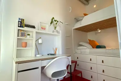 Image de 1 Bedroom + 1 Flex Room / 1 Bathroom w/ Ev Charger