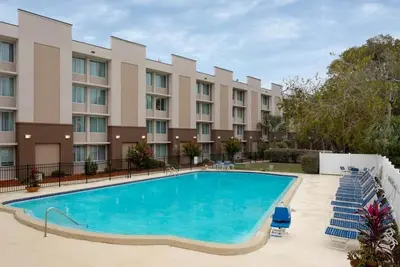 Image de Capital City Escape! Free Parking, Pool, Pet-Friendly!