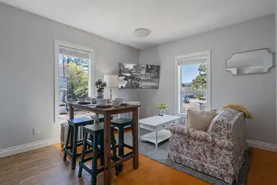 Image de Victorian Suite | Historic Charm & Timeless Style!