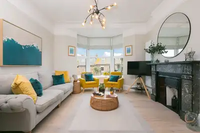 Image de Summer Salt – St Ives – Sleeps 4 – Parking – Outside Space