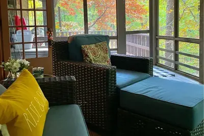 Image de Charming Mountain Retreat in Big Canoe With Many Amenities Lakes and Trails