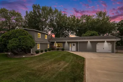 Image de Lakeshore Cottage