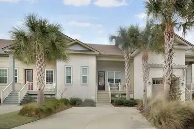 Image de Ocean Cottage 41 MackeyBob's Cottage The Cottages at Jekyll Island Oceanfront