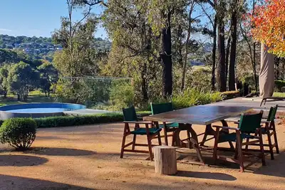 Image de Blissfull 4 acre property with river frontage