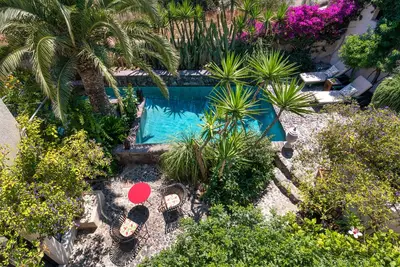 Image de Hiraeth: Serene house for 2 with pool and garden in Santorini