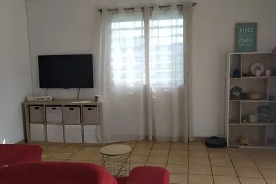 Image de Jolie maison avec piscine a louer a Saint François le mois d'août