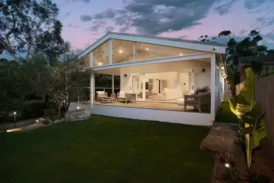 Image de 'Beachstone'- Soulful Seaside Escape Near the Sand