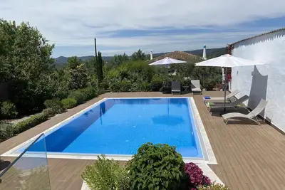 Image de Maison de village avec piscine. Algarve