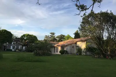 Image de Accueillante Maison Campagne PRÈS Saint Emilion