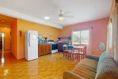 Image de Wonderful Island Condo W/ Ocean Views, Shared Terrace, Free WiFi & Beach Access