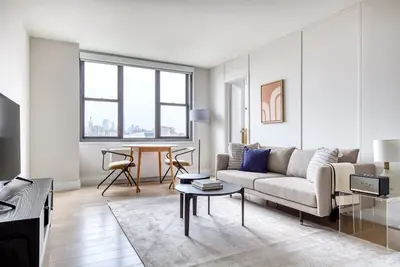 Image de Ideal Murray Hill 2br w/ Gym, Doorman, Elevator, near bars, by Blueground