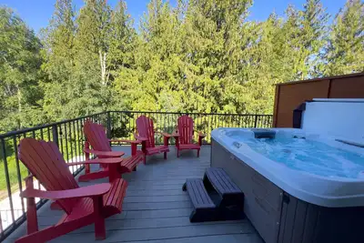 Image de Snow Rodeo Escape. 3 floor Townhouse, 2 private patios, 7 person Hot Tub! ! !
