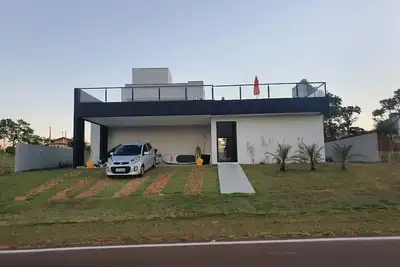 Image de Em Frente a Represa, Terraço com Vista Espetacular