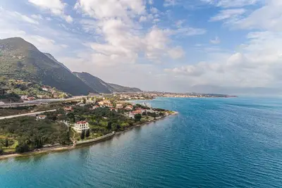 Image de Villa Filoxenia - by the sea - up to 12 guests