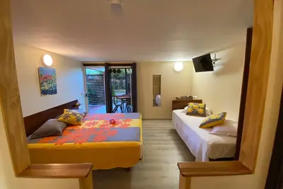 Image de Triple-Supérieure-Salle de bain privée séparée