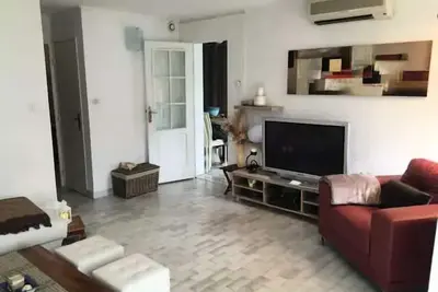 Image de 4 Pièces pour 8 Personnes