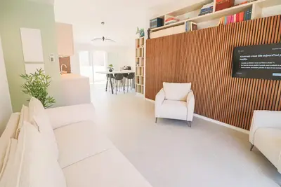 Image de Apt design rénové rooftop Cannes