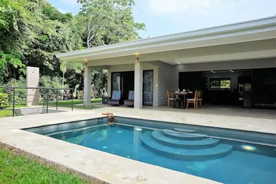 Image de Casa Sendero de Monos - a modern gem in a private setting