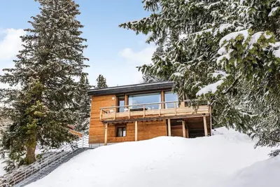 Image de Grand Chalet standing avec Jacuzzi à Chamrousse ski 1750