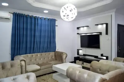 Image de 1 bedroom flat Lekki. 07031022938