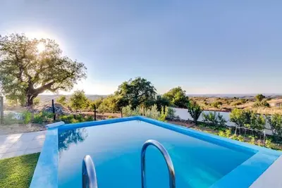 Image de CorchoCountryHouse-Rural Pool NetFlix Bbq!