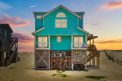 Image de Oceanfront Dog Friendly Home w/ Hot Tub, Grill, Community Pool and Tennis