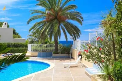 Image de Apartbeach Font De Mar 510 Climat Et Piscine Front De Mer