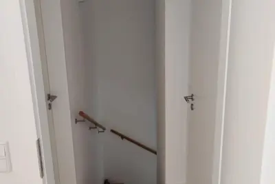 Image de Large modern apartment surrounded by forest in Berlin