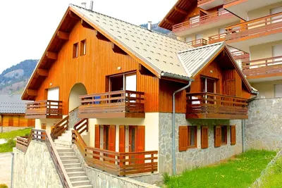 Bel appartement Triplex dans Chalet Le Verney à Vaujany centre village