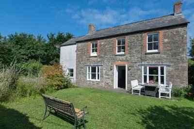 Image de Conifers, pet friendly, with open fire in Rock