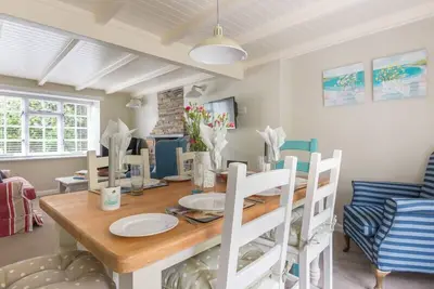 Poplar Cottage, pet friendly, with open fire in Port Isaac