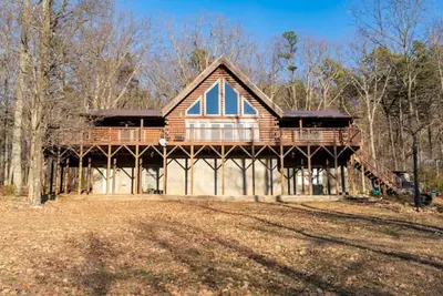 Image de A Sauratown Mountain Getaway