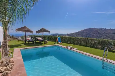 Finca Lucio Torrox by Ruralidays