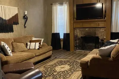 Image de Come Relax In This Peaceful Getaway. . .