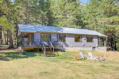 Image de Contact Mountain Hideaway w/ Views & Porches!