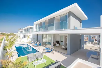Image de Imagine Your Family Renting This Luxury Contemporary Style Villa in Protaras, Protaras Villa 1566