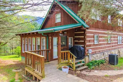 Image de Mtn View, Hot Tub, Coffee Bar, Air Hockey, Arcade