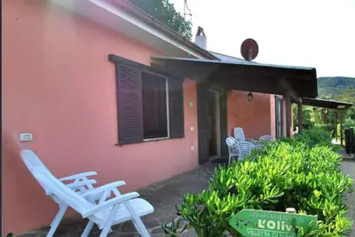 Image de Villetta \"The Olive\" close to the beach, nice private garden, air conditioning