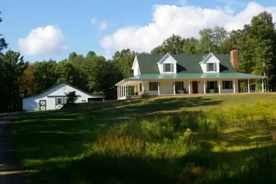 Image de Spur of the Moment Hideout Llc