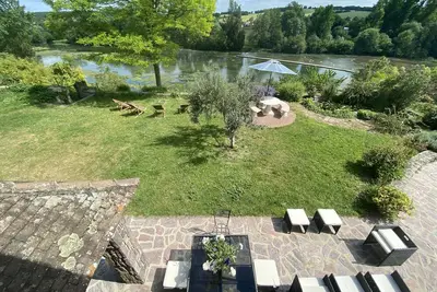 Image de Grande maison escapade au bord de la rivière