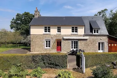 Image de Bienvenue à  \"La Maison Du P'Tit Fermier\"  A  Villedieu-Les-POÊLES (Normandie)
